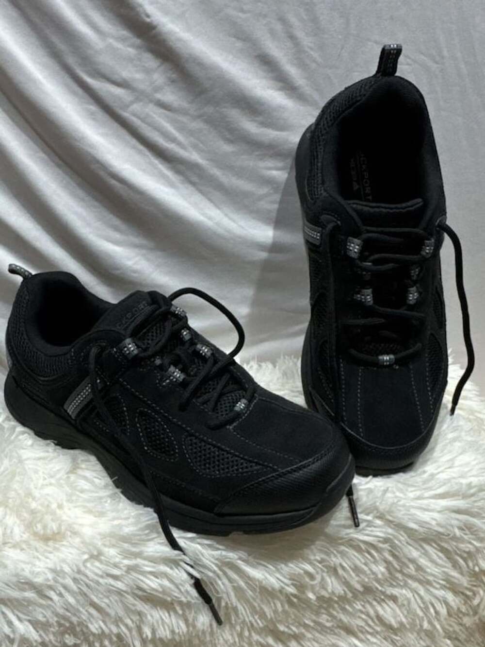Rockport Rock Cove Sneaker Size 7.5 Black Suede Walking Shoes